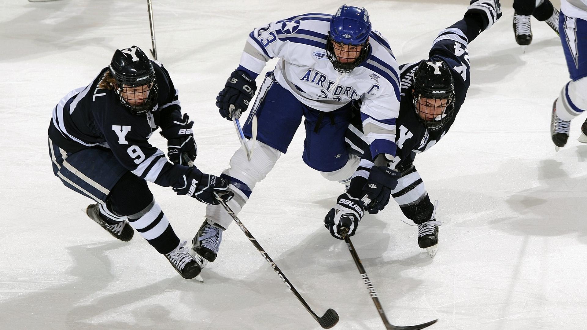 国乒包揽世界杯双冠 新生代球员闪耀国际赛场