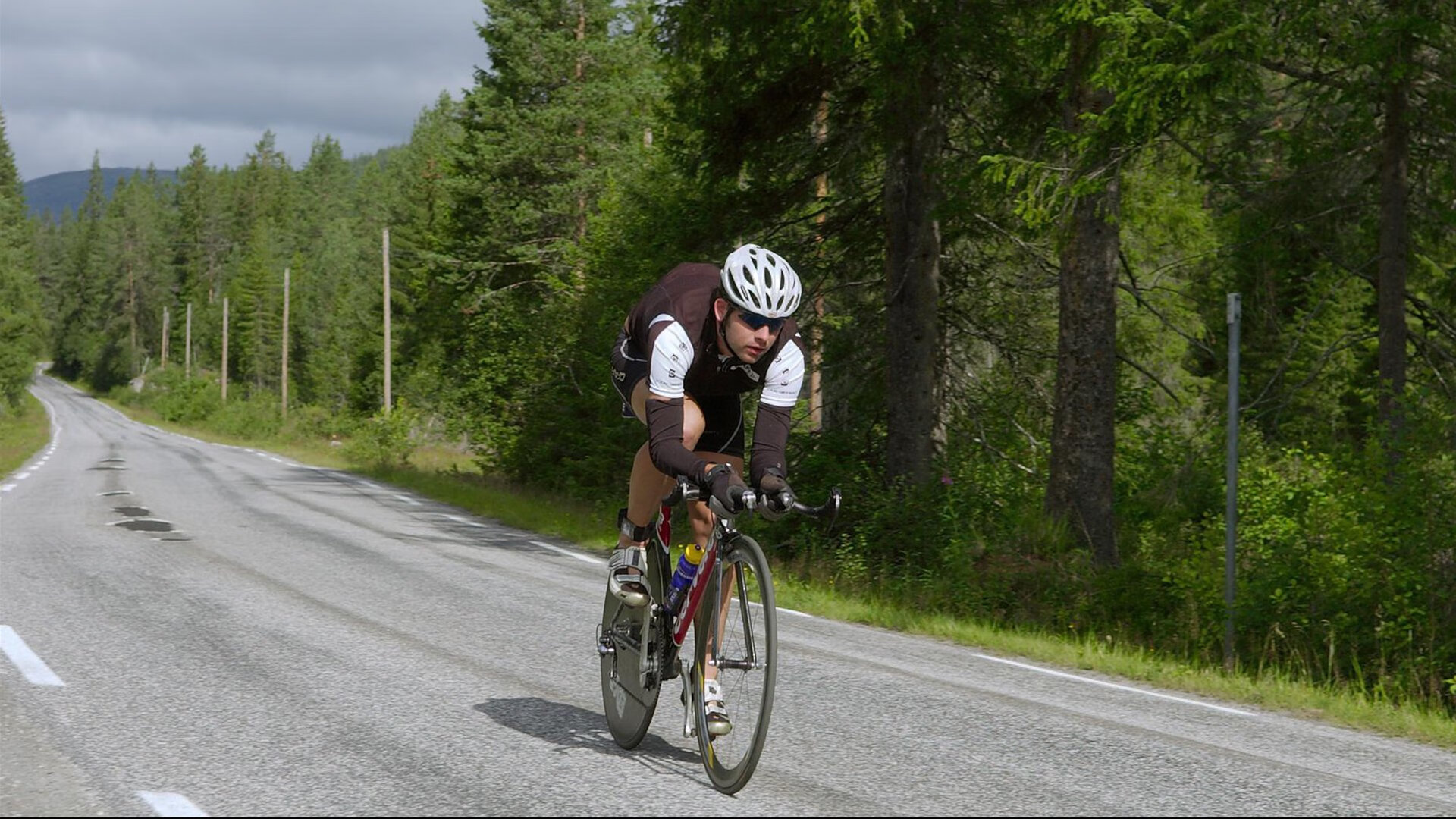 中国滑雪新星闪耀国际赛场，冬奥备战再添强将